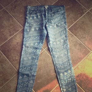 Forever 21 patterned skinny jeans